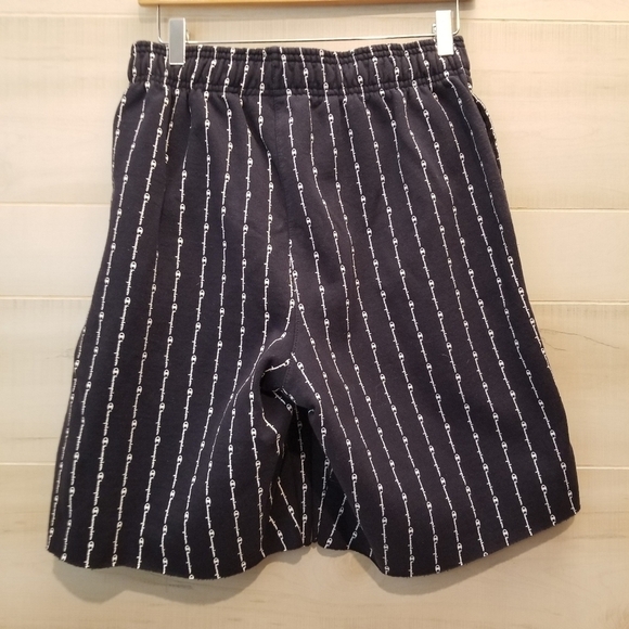 {L} Champion Logo Pin Stripe Spellout Dark Navy Blue Sweat Pant Style Shorts - Picture 3 of 10